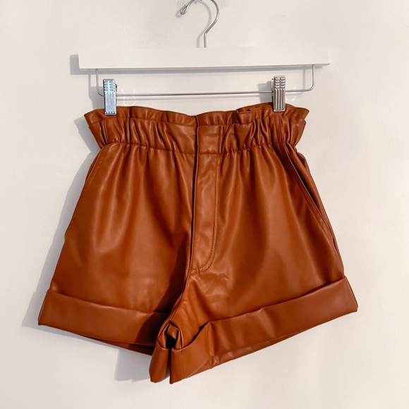 NWT buddy love Peyton Mocha Vegan Leather Shorts - size XS - Picture 5 of 8